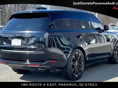 Used 2025 Land Rover Range Rover SE