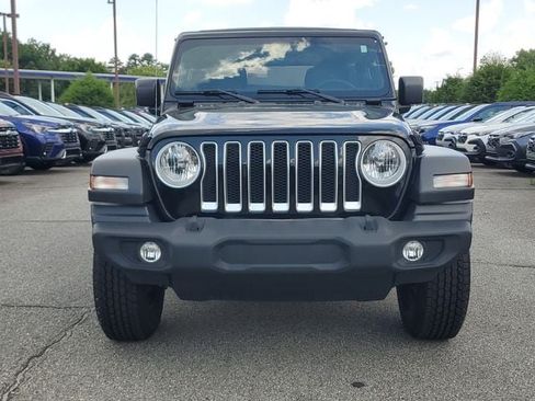 Used 2023 Jeep Wrangler Unlimited Sport AWD/4WD image 2