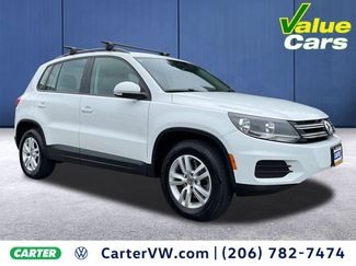Used 2016 Volkswagen Tiguan S image 1