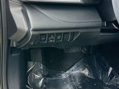 Certified 2023 Subaru Outback Limited XT image 15