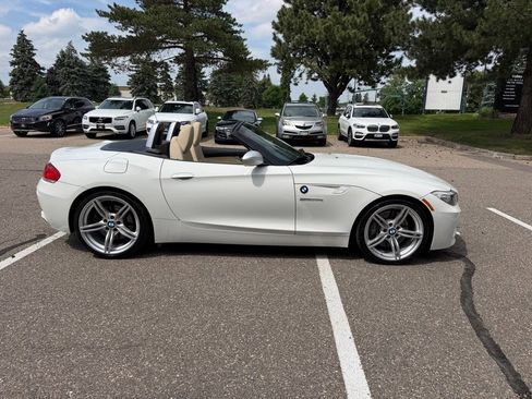 Used 2011 BMW Z4 sDrive35is RWD image 11