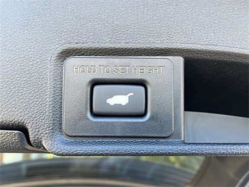 Used 2026 Acura RDX SH-AWD image 34