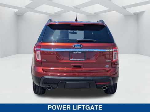 Used 2014 Ford Explorer XLT w/ Equipment Group 202A AWD/4WD image 6