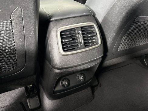 Used 2018 Kia Sorento LX w/ LX V6 Convenience Package image 30