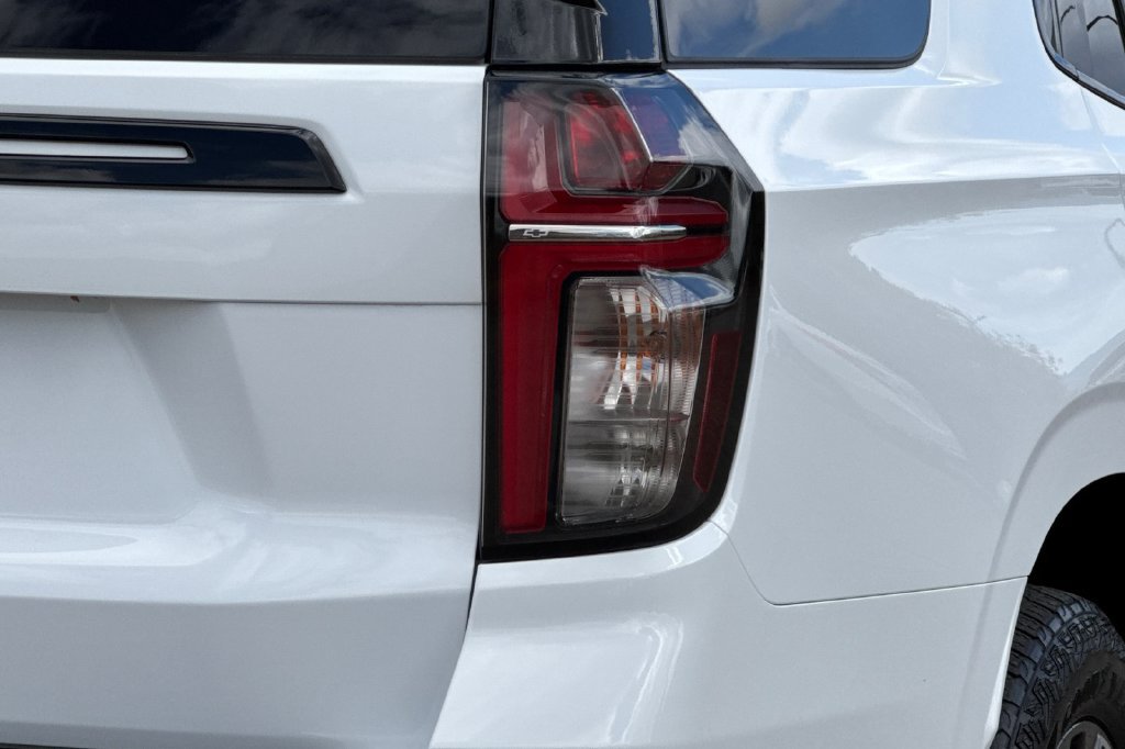 Used 2024 Chevrolet Tahoe Z71 w/ Luxury Package AWD/4WD image 36