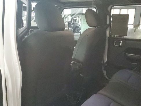 Used 2020 Jeep Wrangler Unlimited Sport S image 14