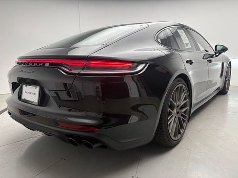 Certified 2023 Porsche Panamera 4 Platinum Edition AWD/4WD image 4