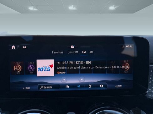 New 2026 Mercedes-Benz GLB 250 image 27