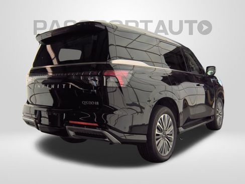 Used 2025 INFINITI QX80 Sensory AWD/4WD image 7