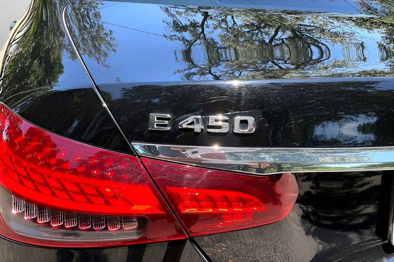 Used 2022 Mercedes-Benz E 450 4MATIC Sedan image 33