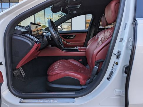 Used 2021 Mercedes-Benz S 580 4MATIC Sedan w/ AMG Line image 14