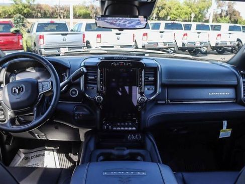 New 2024 RAM 2500 Limited image 38