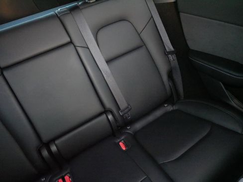 Used 2023 Tesla Model Y Long Range image 14