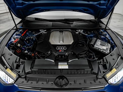 Used 2024 Audi RS 7 Performance w/ Executive Package image 99