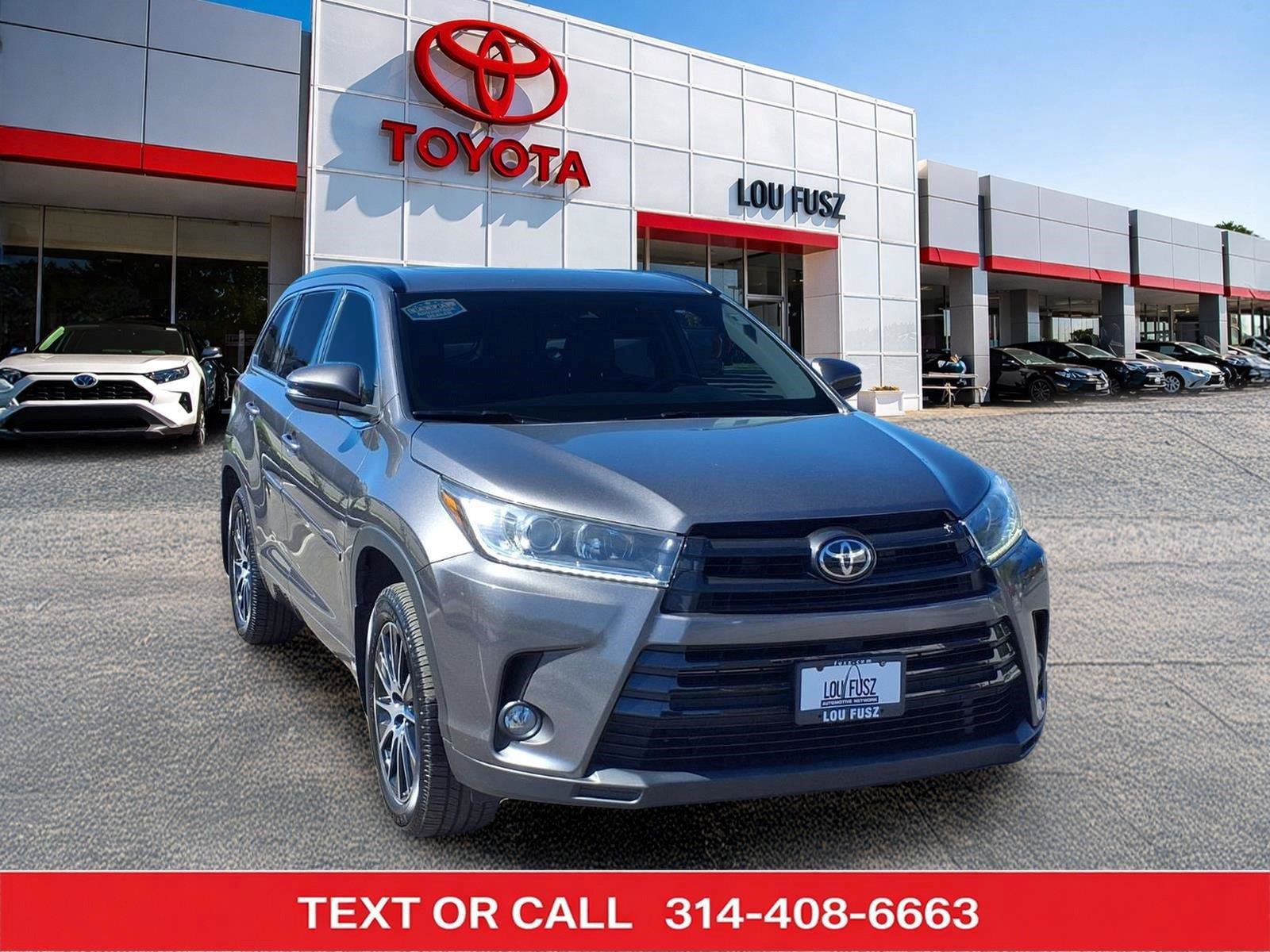 Used 2018 Toyota Highlander SE AWD/4WD image 1