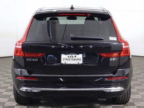 Used 2023 Volvo XC60 B5 Plus w/ Climate Package AWD/4WD image 16