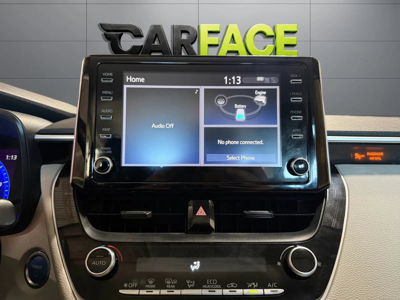 Used 2020 Toyota Corolla LE FWD image 28