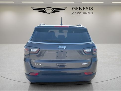Used 2023 Jeep Compass Latitude w/ Sun and Sound Group AWD/4WD image 4