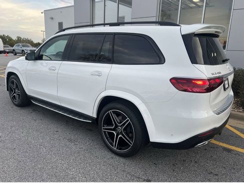 Certified 2025 Mercedes-Benz GLS 450 4MATIC image 11
