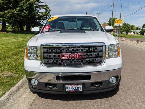 Used 2012 GMC Sierra 2500 SLT w/ SLT Convenience Package AWD/4WD image 2