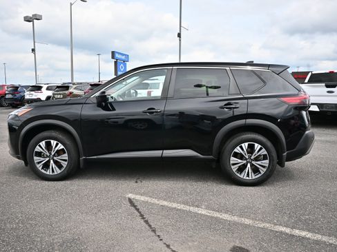 Certified 2023 Nissan Rogue SV AWD/4WD image 5
