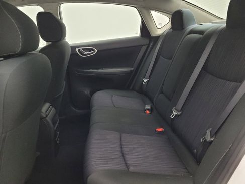 Used 2019 Nissan Sentra SV FWD image 18