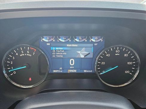 Used 2024 Ford Expedition XLT image 11