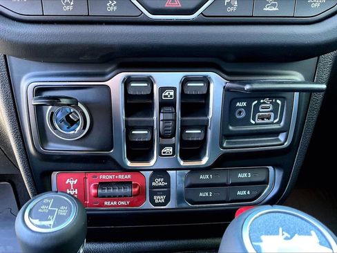 New 2026 Jeep Wrangler Unlimited Rubicon image 17