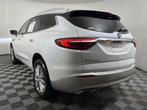 Certified 2021 Buick Enclave Essence w/ Sound and Sites Package image 4