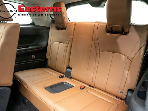 Used 2023 INFINITI QX60 Sensory w/ Vision Package AWD/4WD image 28