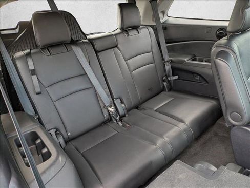 Used 2020 Honda Pilot Touring image 23