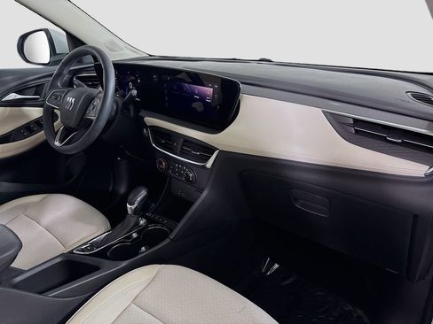 Used 2024 Buick Encore GX Preferred w/ Comfort Package image 29