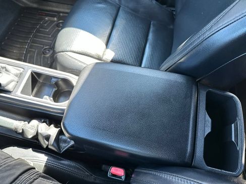 Used 2020 Toyota Tacoma TRD Sport w/ TRD Premium Sport Package AWD/4WD image 30