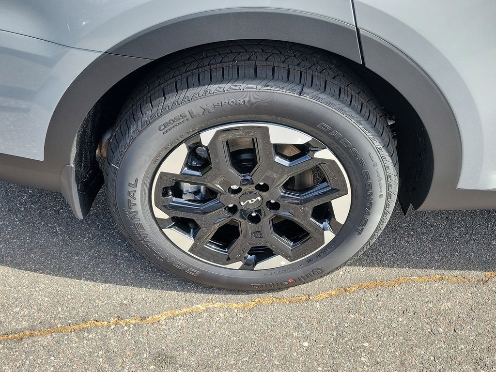 New 2026 Kia Sorento S w/ S Panoramic Sunroof Package FWD image 40