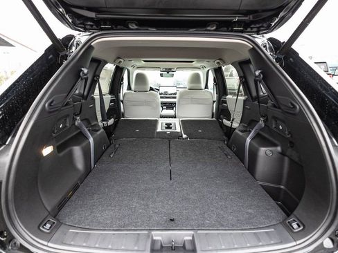 New 2025 Mitsubishi Outlander AWD image 39
