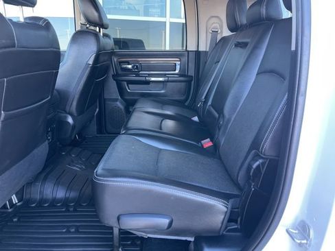 Used 2015 RAM 2500 Laramie w/ Convenience Group image 14