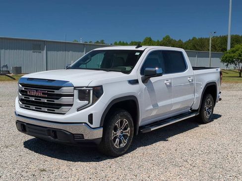 New 2026 GMC Sierra 1500 SLE w/ X31 Off-Road Package AWD/4WD image 4