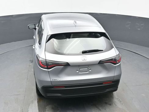 Used 2023 Honda HR-V LX image 34
