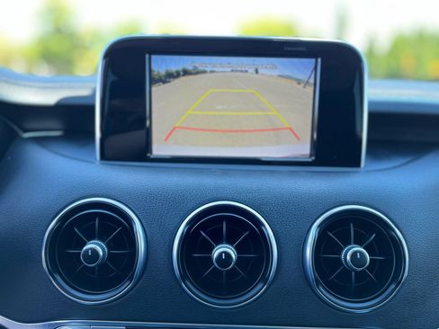 Used 2018 Kia Stinger RWD image 17