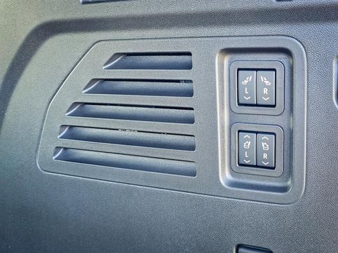 New 2026 Buick Enclave Sport Touring w/ Power Package image 40