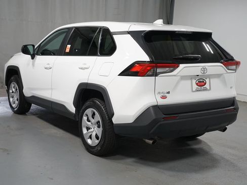 Used 2024 Toyota RAV4 LE FWD image 6