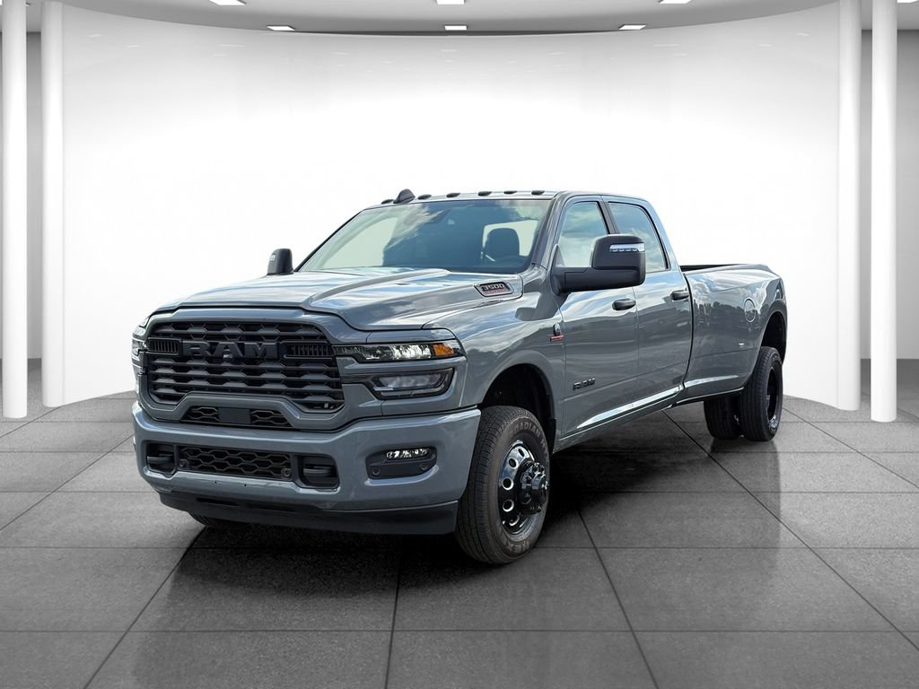 New 2026 RAM 3500 Big Horn AWD/4WD image 3