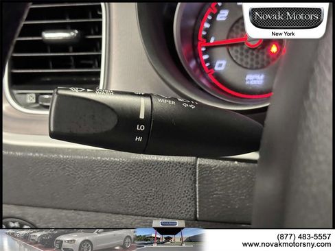 Used 2021 Dodge Charger SXT w/ Driver Convenience Group image 12