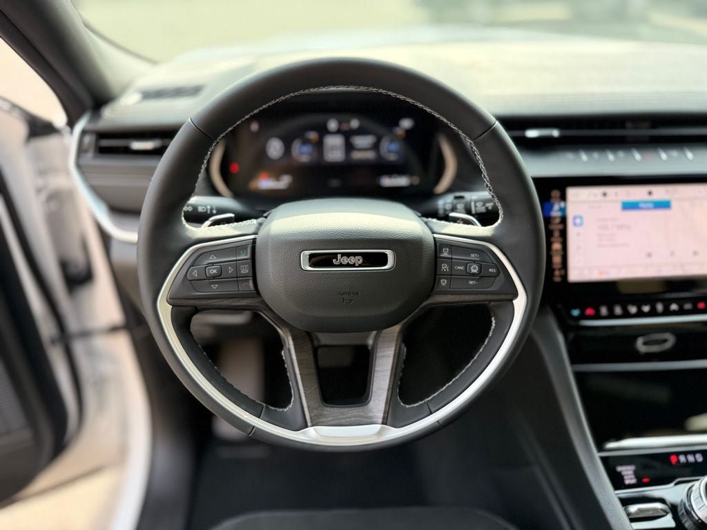New 2026 Jeep Grand Cherokee Altitude AWD/4WD image 6