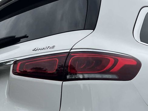 Certified 2023 Mercedes-Benz GLS 450 4MATIC image 19