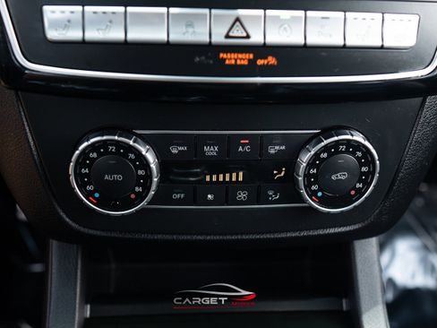 Used 2019 Mercedes-Benz GLE 43 AMG 4MATIC image 35