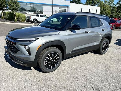 New 2026 Chevrolet TrailBlazer ACTIV w/ Convenience Package AWD/4WD image 1