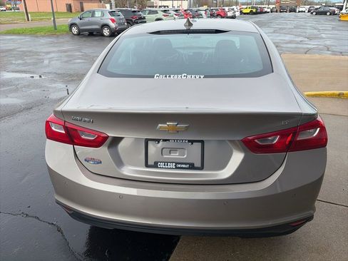 Used 2025 Chevrolet Malibu LT FWD image 8