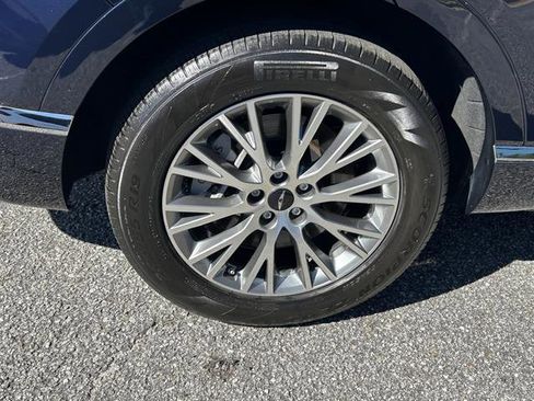 Used 2025 Genesis GV80 2.5T Standard image 29