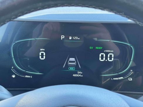 Used 2023 Kia Sportage EX image 24